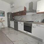 M& I Lägenhet Trogir