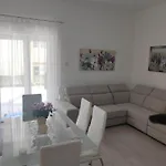 Lägenhet M& I Trogir